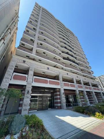 Luxe難波南の外観