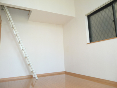 【内装】 | ガーラ渡辺通り | 別号室の写真になります。現況優先。