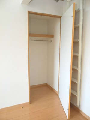 【収納】 | ガーラ渡辺通り | 別号室の写真になります。現況優先。