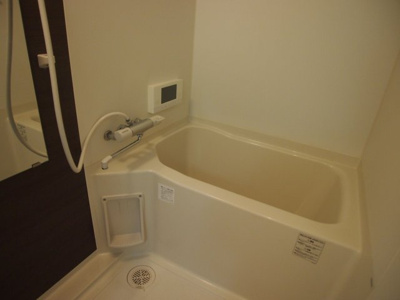 【浴室】 | グランティックシエル別府 | 別号室の写真になります。現況優先。