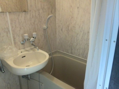 【洗面所】 | イメイブル・ド・舞鶴 | 別号室の写真になります。現況優先。