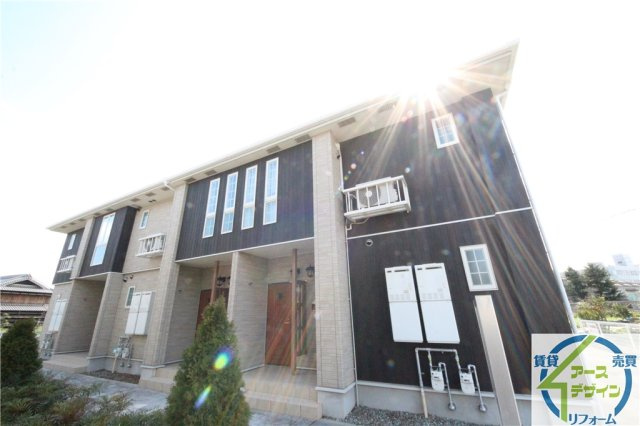 ソレイユ土山Ⅱの外観|落ち着いた雰囲気の外観です