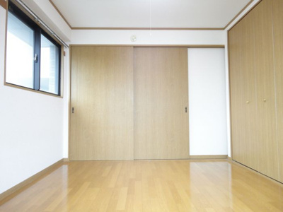 【洋室】 | 興TYビル | 別号室の写真になります。現況優先。