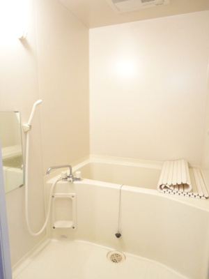 【浴室】 | 興TYビル | 別号室の写真になります。現況優先。