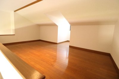 【洋室】 | メゾン・サンティナE棟 | 別号室の写真になります。現況優先。