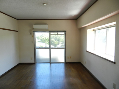 【居間・リビング】 | サニーピア柳瀬 | 別号室の写真になります。現況優先。