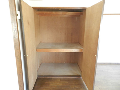 【収納】 | サニーピア柳瀬 | 別号室の写真になります。現況優先。