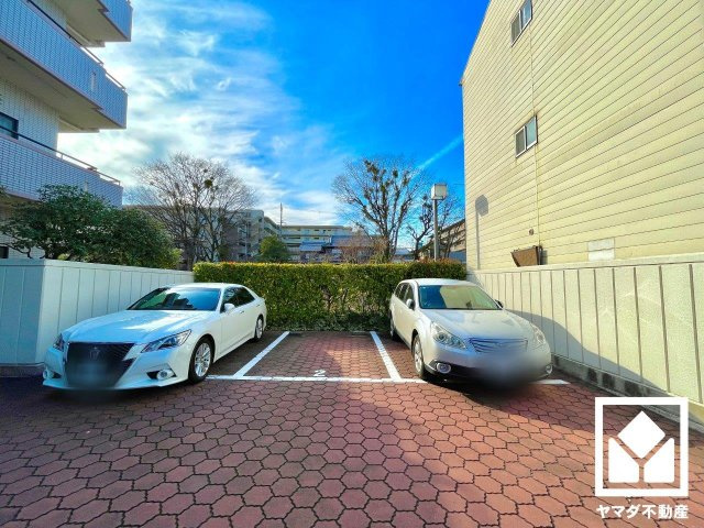 リバーサイド21の駐車場