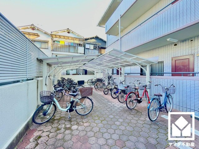 リバーサイド21の駐輪場