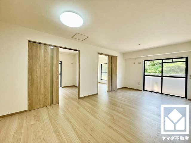 リバーサイド21の居間・リビング