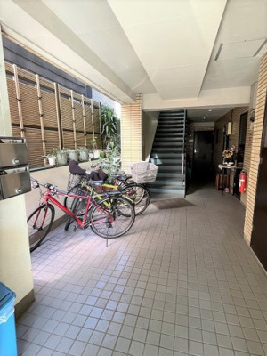 【エントランス】 | パレスマーシー