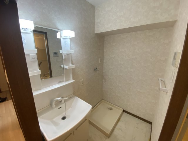 賃貸マンション　小山市駅東通りの洗面所