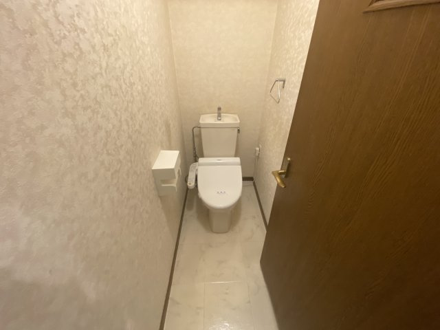 賃貸マンション　小山市駅東通りのトイレ