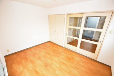 【洋室】 | ツインコンフォートハイツ岩崎