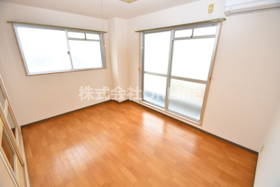 【居間・リビング】 | ツインコンフォートハイツ岩崎