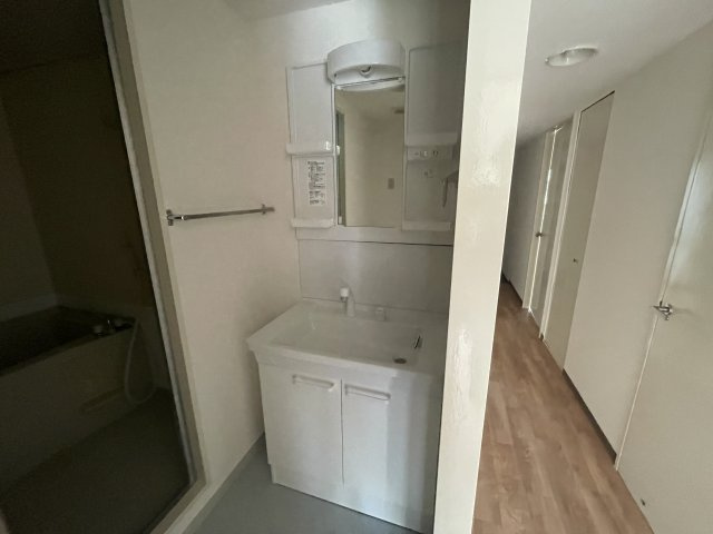 ロイヤルヒル2番館の洗面所