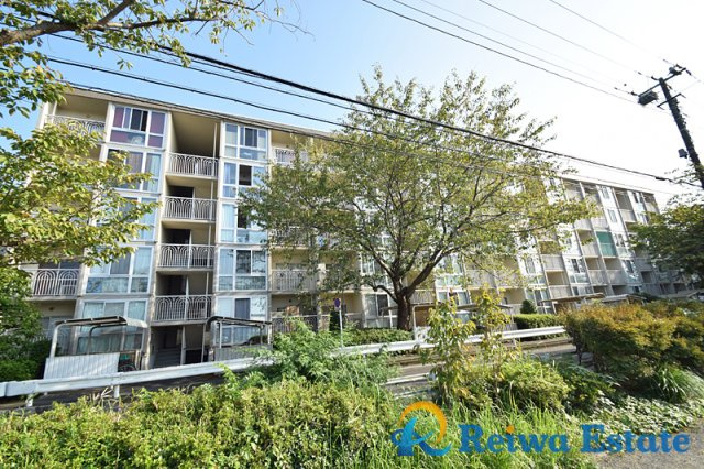 茅ヶ崎ニューライフ　4号棟の外観