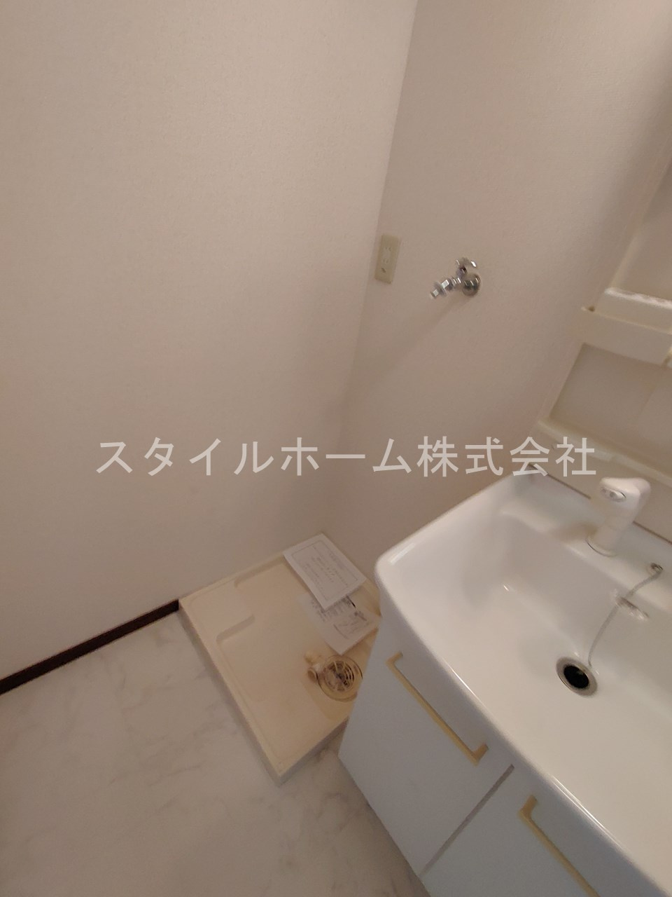 グランデ　ビラッジョAの洗面所|別部屋写真です。