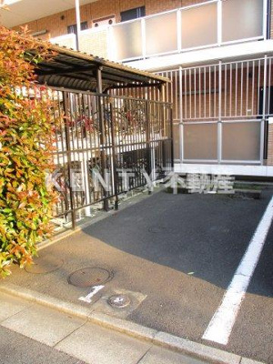 【駐車場】 | マーサ池上 | 駐車場に車を止められます