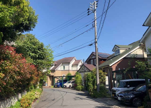 【展望】 | 眺望を気にして物件を探す場合、前面に建物が建っていないか現地で確認しましょう！前面に建物があると景色はもちろん、日当たりや風通しにも影響が出てきます。住んだ時のことを想像しながら現地見学をしましょう。