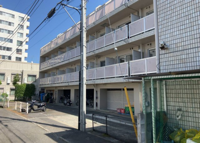 【外観】 | メゾン・ド・ノア元横山 | 隣家の土地はどうなっているのか、生活利便施設が近くにあるのか、学校まで近いかなど、お客様のライフスタイルにあわせたイメージが重要です。また、近くにあると困る施設が近くにないかも確認するといいでしょう。