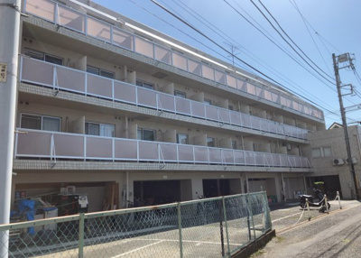 【現況写真】 | メゾン・ド・ノア元横山 | 眺望の良さを楽しめるダイニングキッチンで家族団らんの時間を過ごしてはいかがでしょうか。バルコニーから見える景色を家族で眺める時間は、時間が経つのを忘れてしまいそうですね。是非、現地を見に行きましょう！