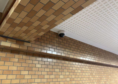 【防犯設備】 | ライオンズマンション座間第２ | 室内の防犯設備もチェックしましょう！モニター付きインターホンが設置されているか、防犯シャッターが設備されているか、ベランダに人が上がってきにくい高さかなどチェックしておくと入居後も安心できるでしょう。