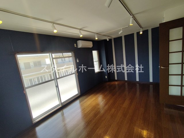 ウイングコートLIVELYの居間・リビング