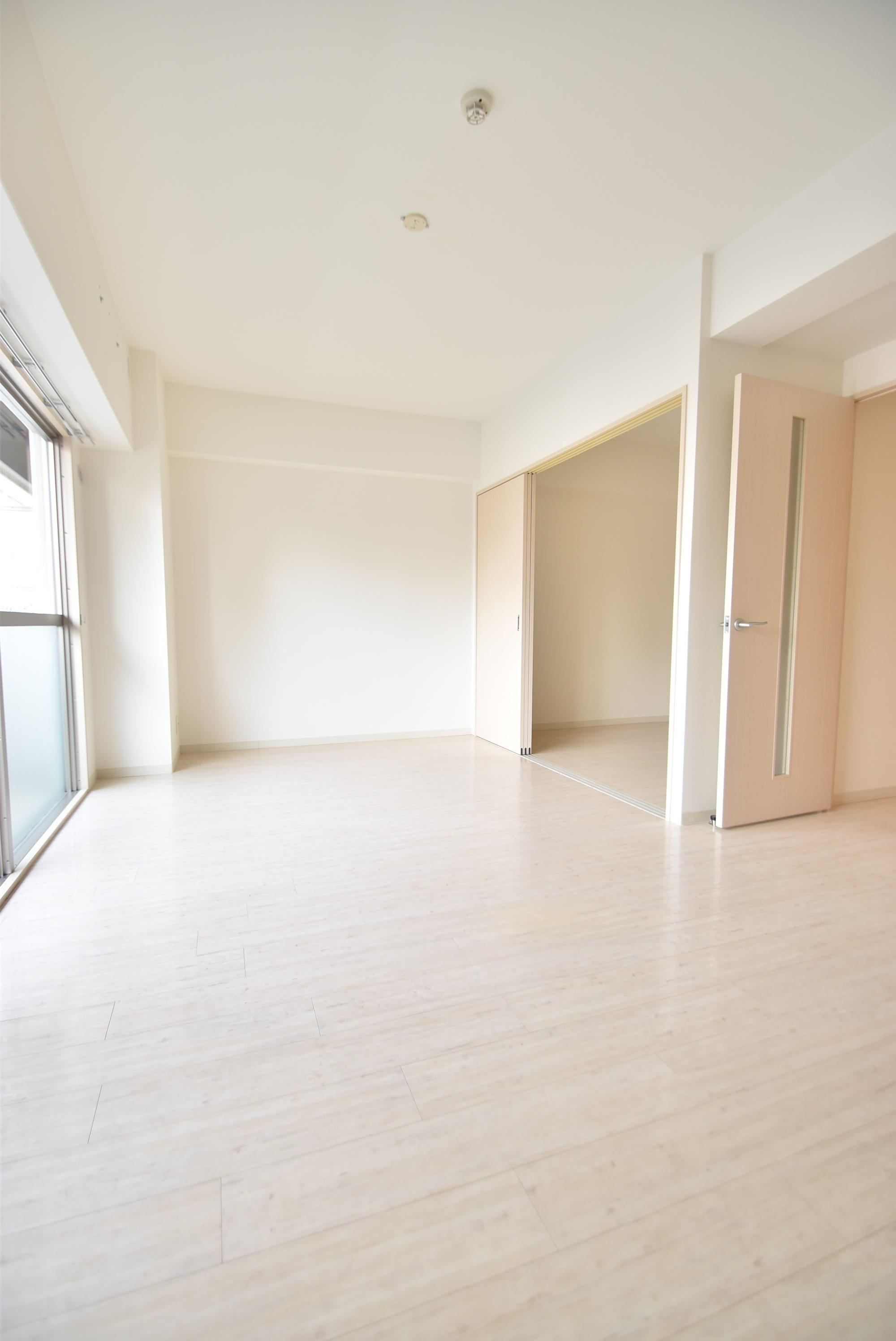 大阪市城東区野江１丁目の賃貸マンションのエントランス