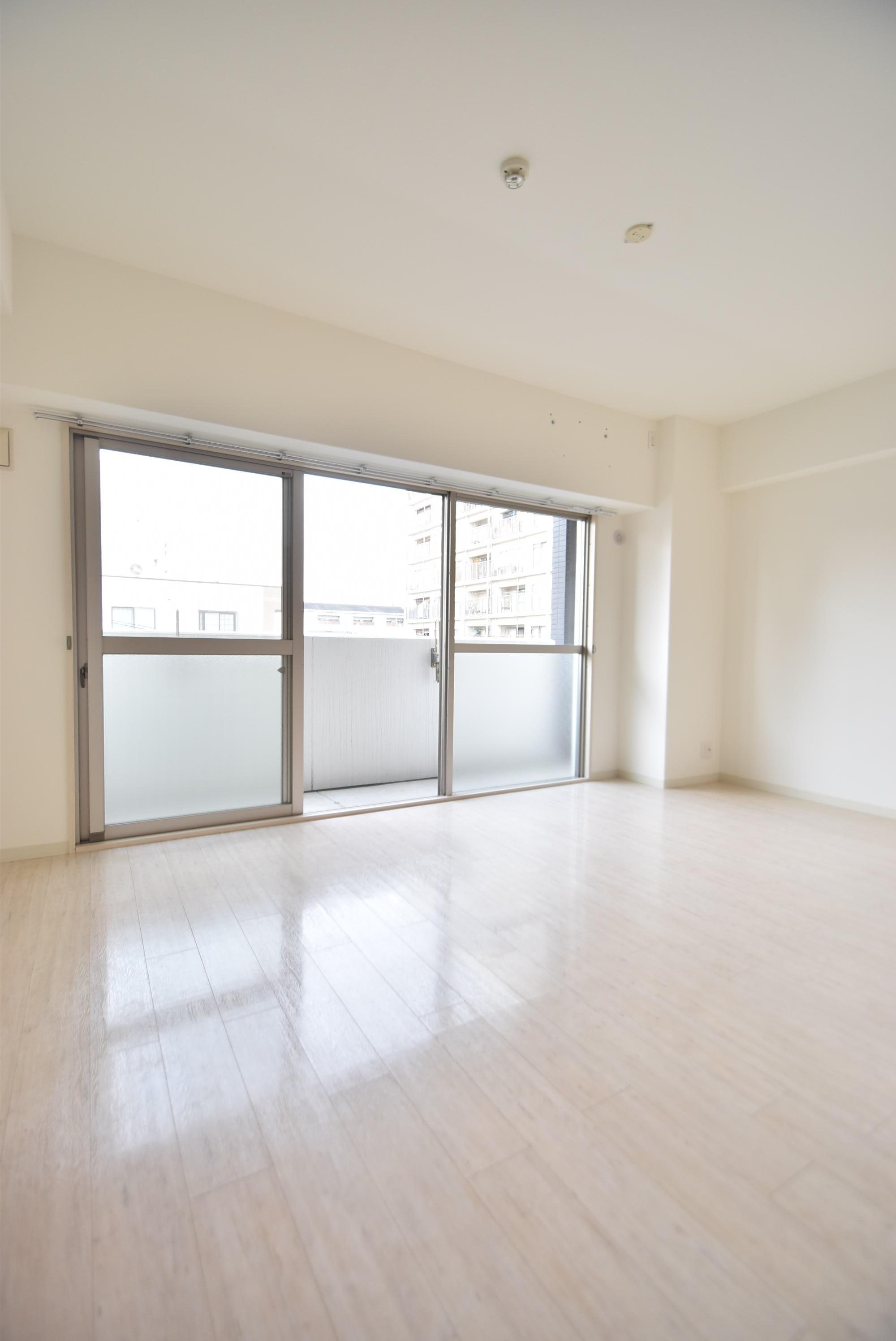 大阪市城東区野江１丁目の賃貸マンションの居間・リビング