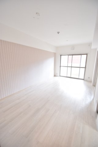 大阪市都島区東野田町５丁目の賃貸マンションの居間・リビング