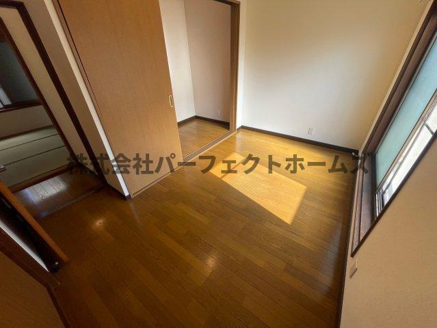 桜丘町戸建　賃貸の洋室|ゆったりした洋室です