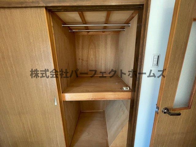 桜丘町戸建　賃貸の収納|収納豊富です