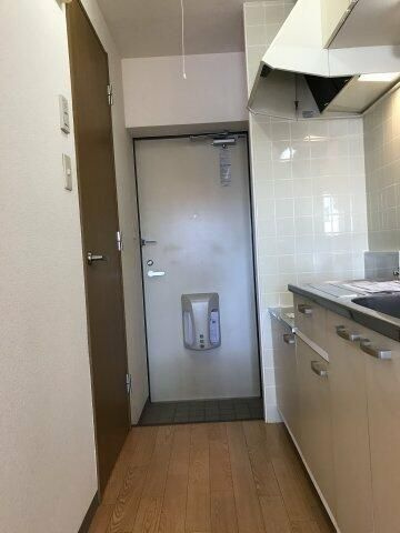 【玄関】