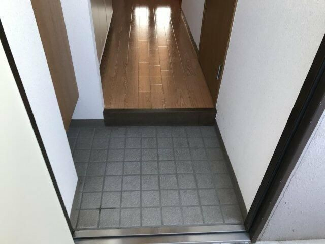 【玄関】