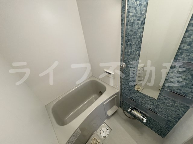 プロパティー高井田の浴室|日々の疲れを癒すお風呂付です