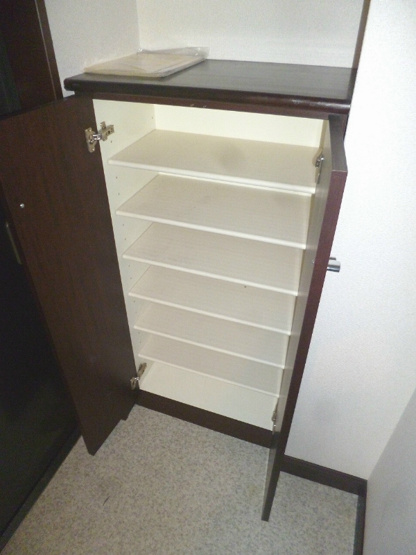 【収納】ライジングコート京都西院フロンティア