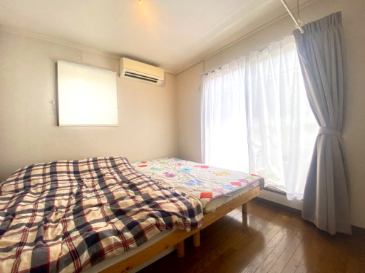 三鷹市中原【仲介手数料無料】　三鷹市中原　中古戸建の洋室|～仲介手数料無料☆八王子ひなた不動産～三鷹市中原１丁目　中古戸建
