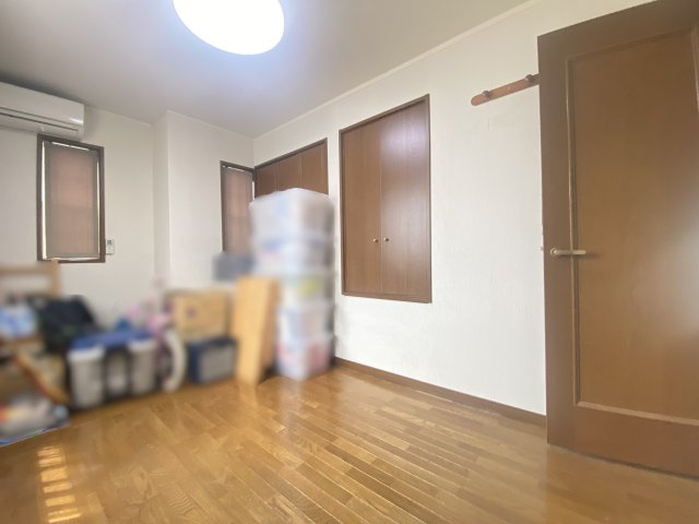 三鷹市中原【仲介手数料無料】　三鷹市中原　中古戸建の洋室|～仲介手数料無料☆八王子ひなた不動産～三鷹市中原１丁目　中古戸建
