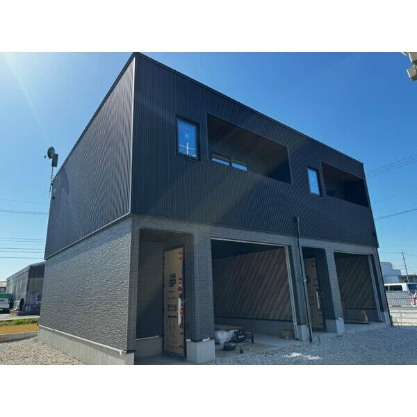 岩倉市大地町のアパートの外観
