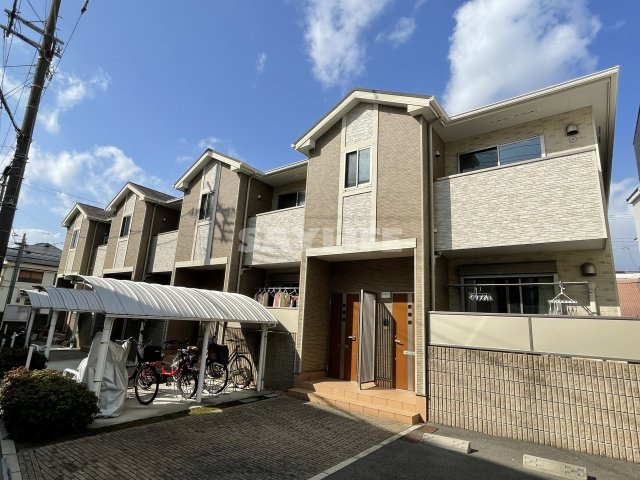 プレベール小路東