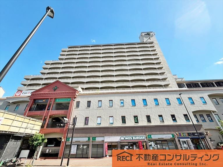 夙川グリーンタウン北棟の外観