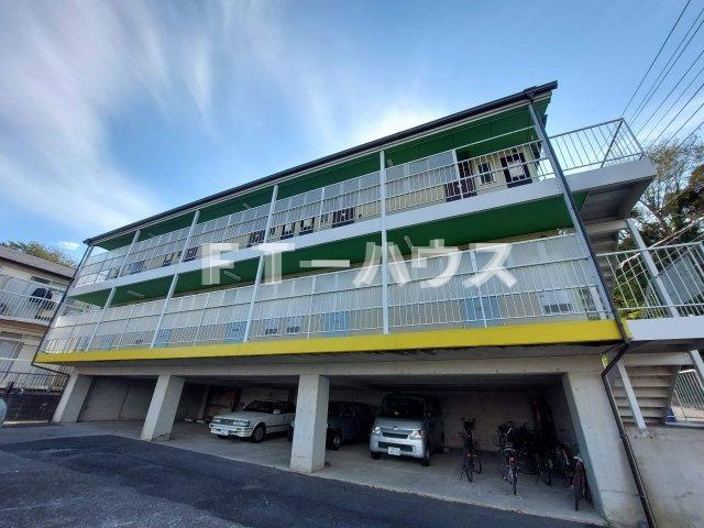屋敷グリーンハイツBの外観