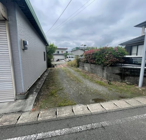 高島町土地の外観