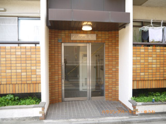 【エントランス】