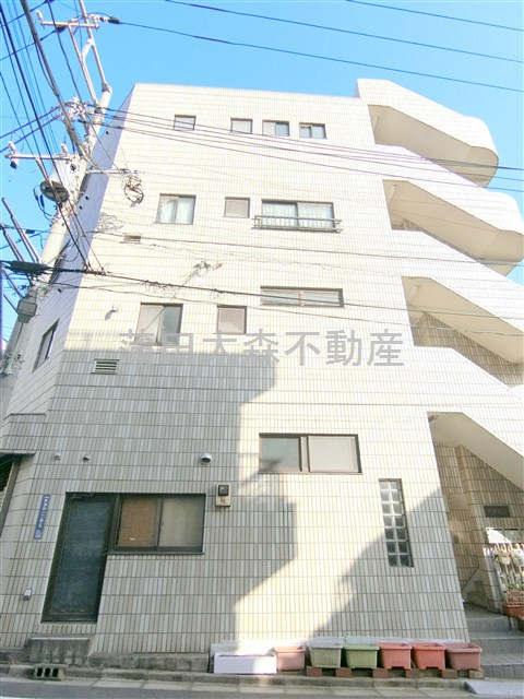 戸田ビルの外観|1988年1月築　RC鉄筋コンクリート造地上4階建て
東京都大田区新蒲田1丁目　JR京浜東北線蒲田駅徒歩6分、東急池上線蓮沼駅徒歩12分