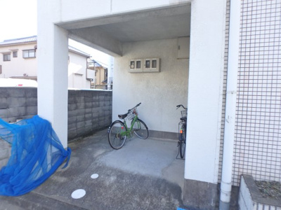 【その他共用部分】 | 甲陽マンション | 駐輪場です