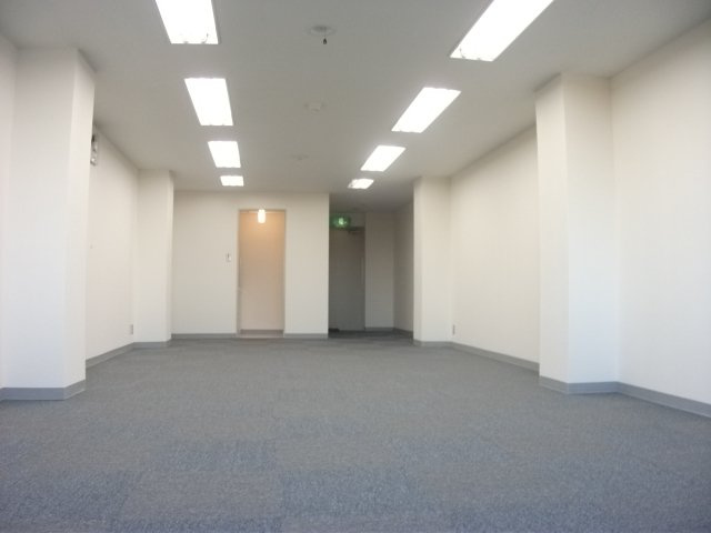 南青山ビルの内装