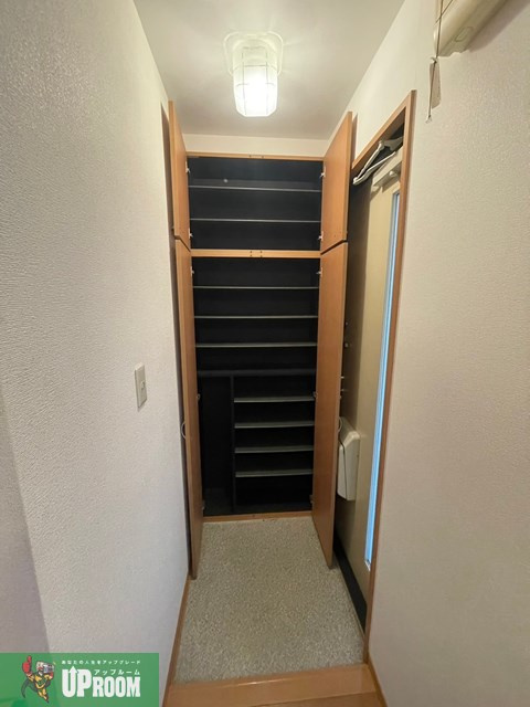 メゾンクレールの玄関