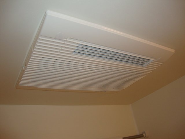 サニーヒル上町屋の浴室|浴室乾燥機(イメージ)